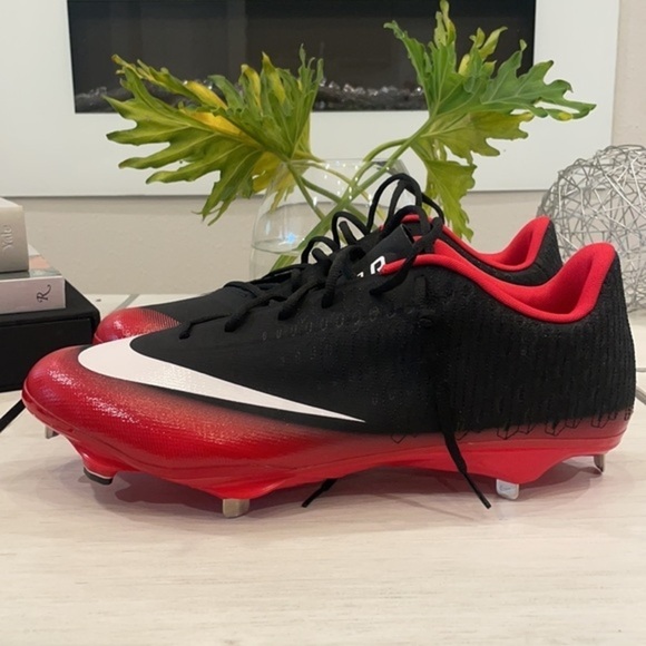 Nike Lunar Vapor Ultrafly Elite 2 Baseball Cleats - Picture 2 of 6